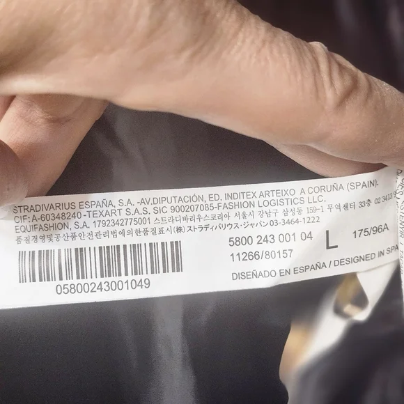 Stradivarius Women's Black Double-Breasted Trench Coat - Size L (NWT) - Picture 7 of 16